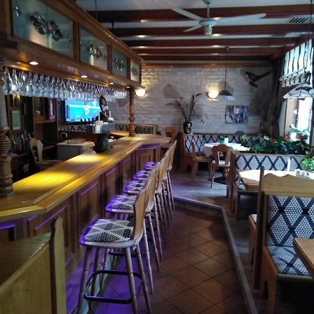 Hotel Stadt Luegde מראה חיצוני תמונה