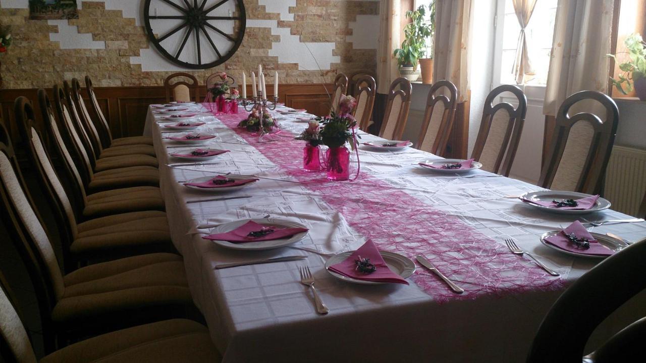 Hotel Stadt Luegde מראה חיצוני תמונה